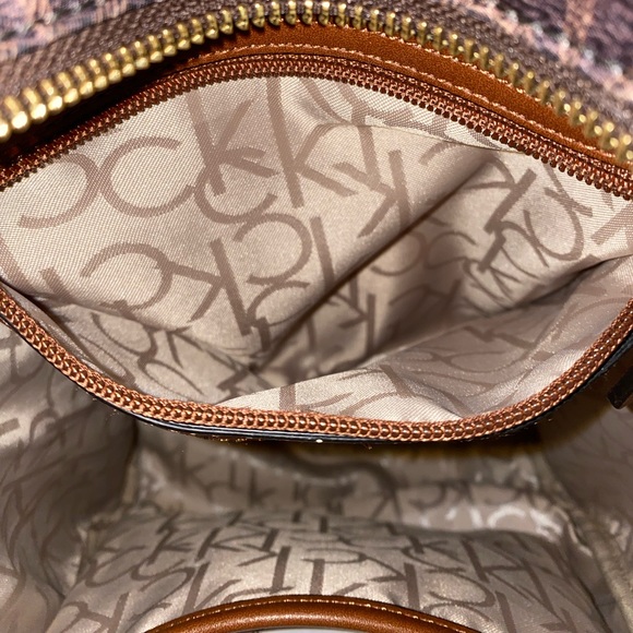 Backpack - Picture 10 of 15